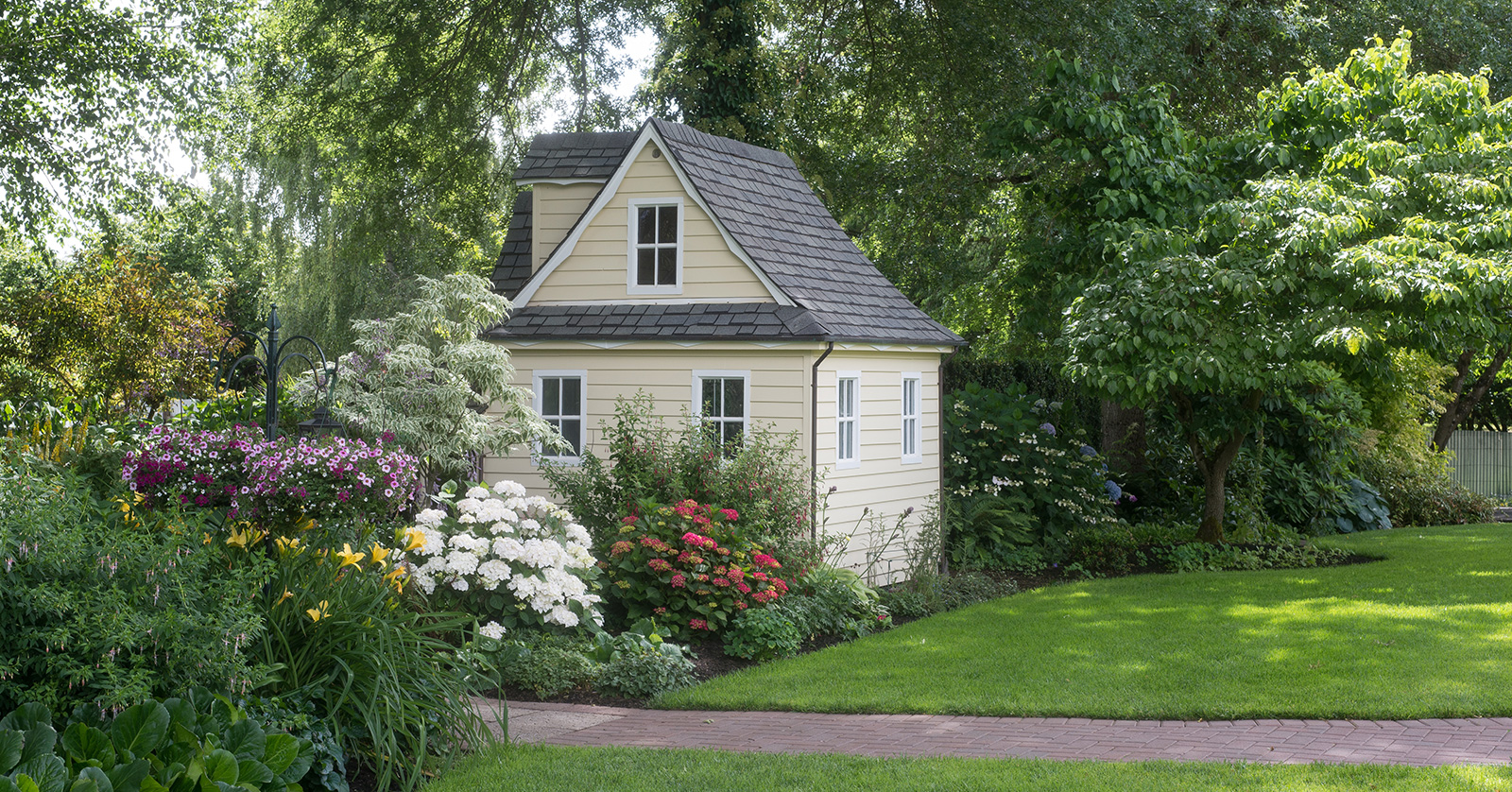 Small, cozy garden house